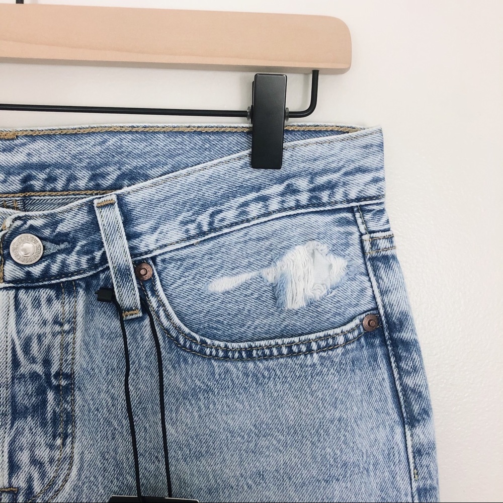 SOLD NWT Levi’s 501 Tapered Distressed Jeans - Picture 5 of 8